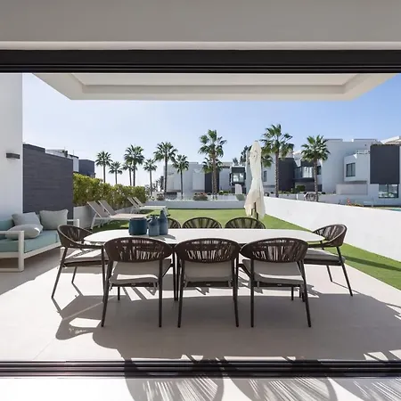 De Lujo En The Island Feriehus Estepona